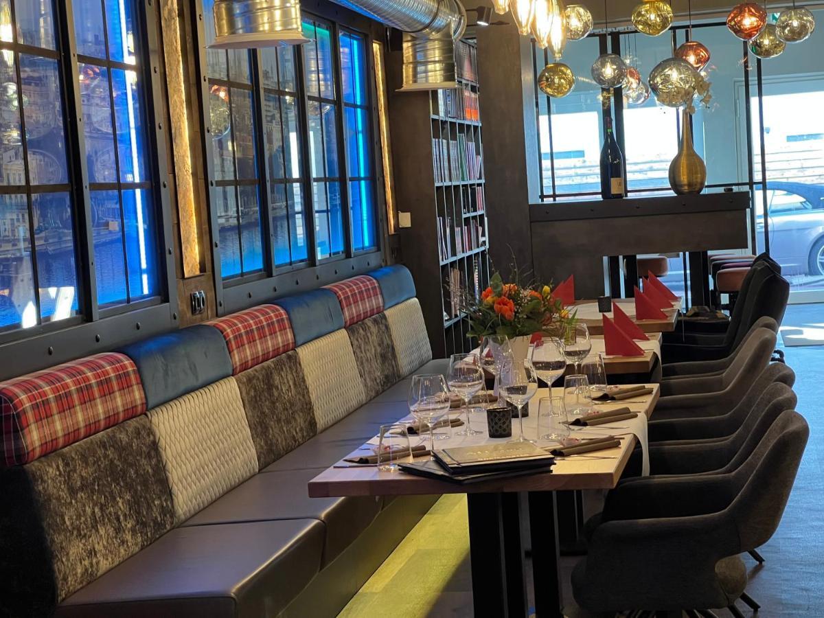 Hotel Ammerlaender Hof Westerstede Bagian luar foto
