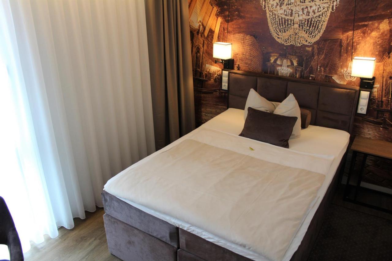 Hotel Ammerlaender Hof Westerstede Bagian luar foto