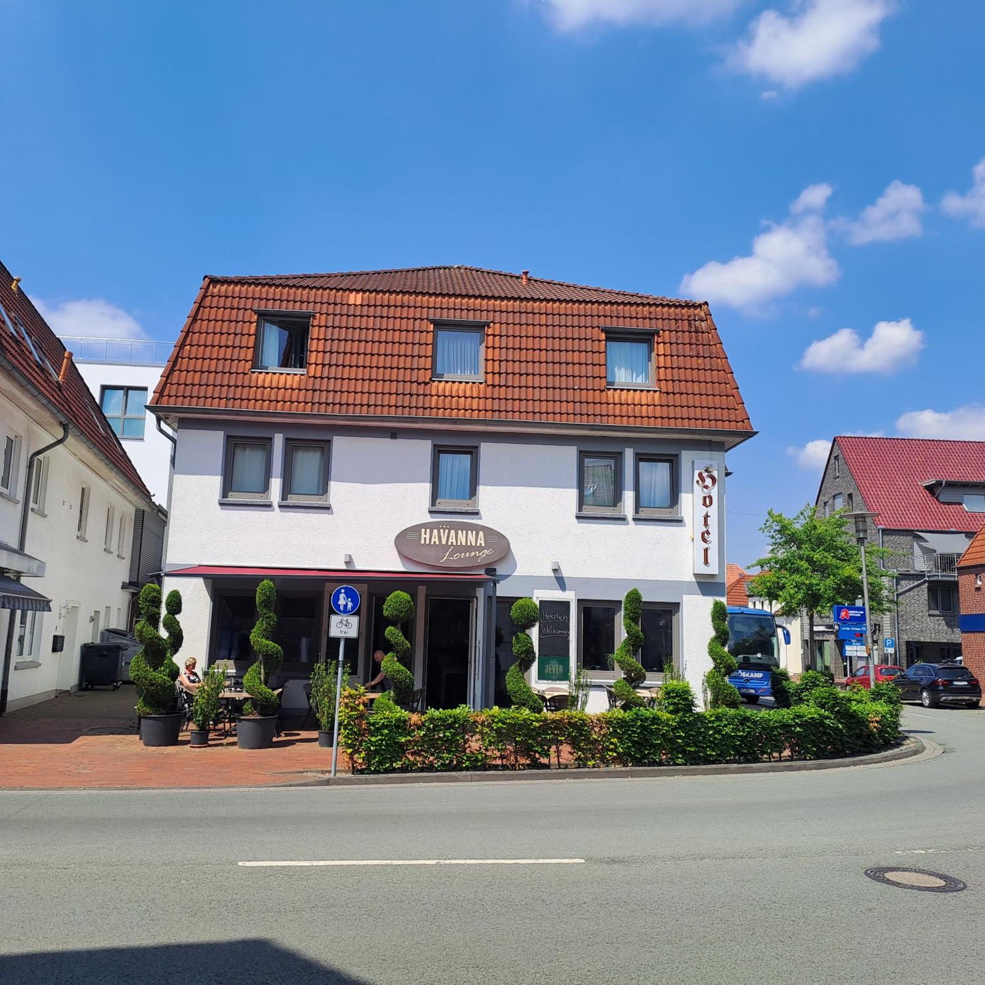 Hotel Ammerlaender Hof Westerstede Bagian luar foto
