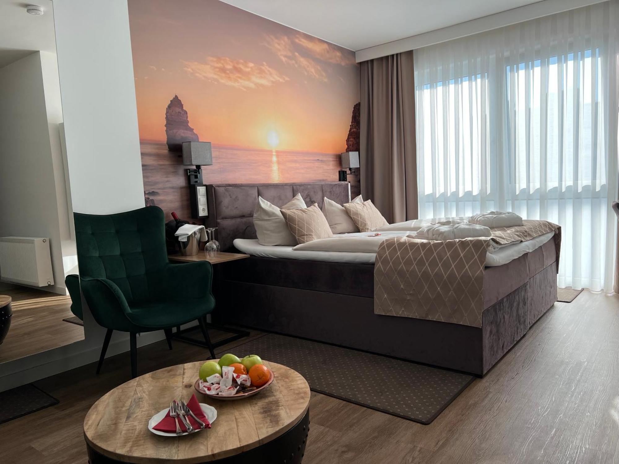 Hotel Ammerlaender Hof Westerstede Bagian luar foto